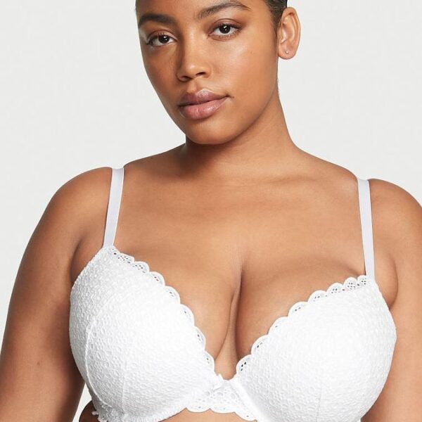 Victoria’s Secret Eyelet Lace Push-Up Bra