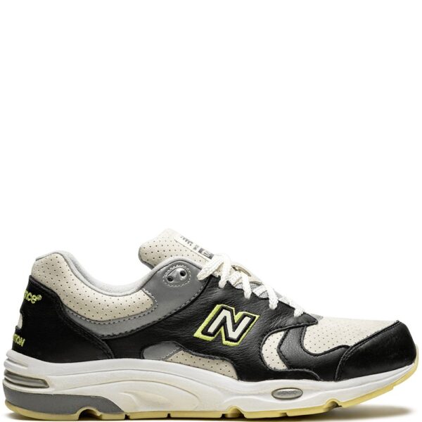 New Balance x Barneys New York-1700 “Glow In The Dark” sneakers