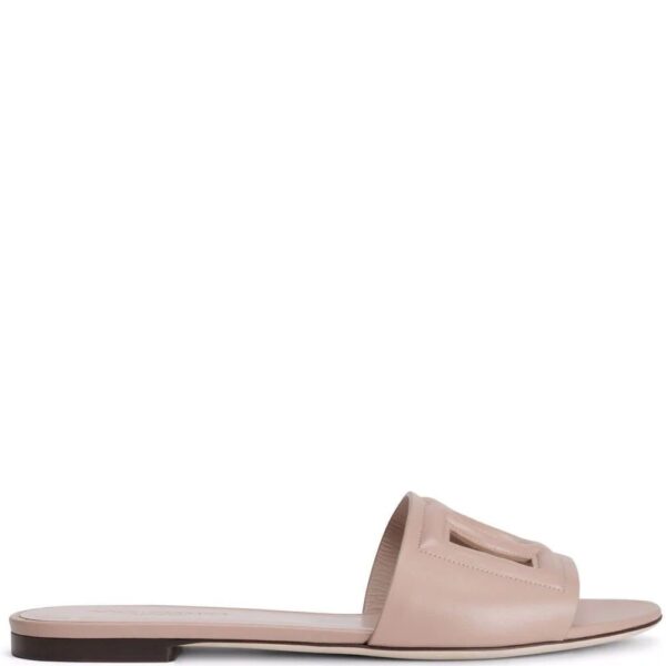 Dolce & Gabbana  DG Millennials logo slides