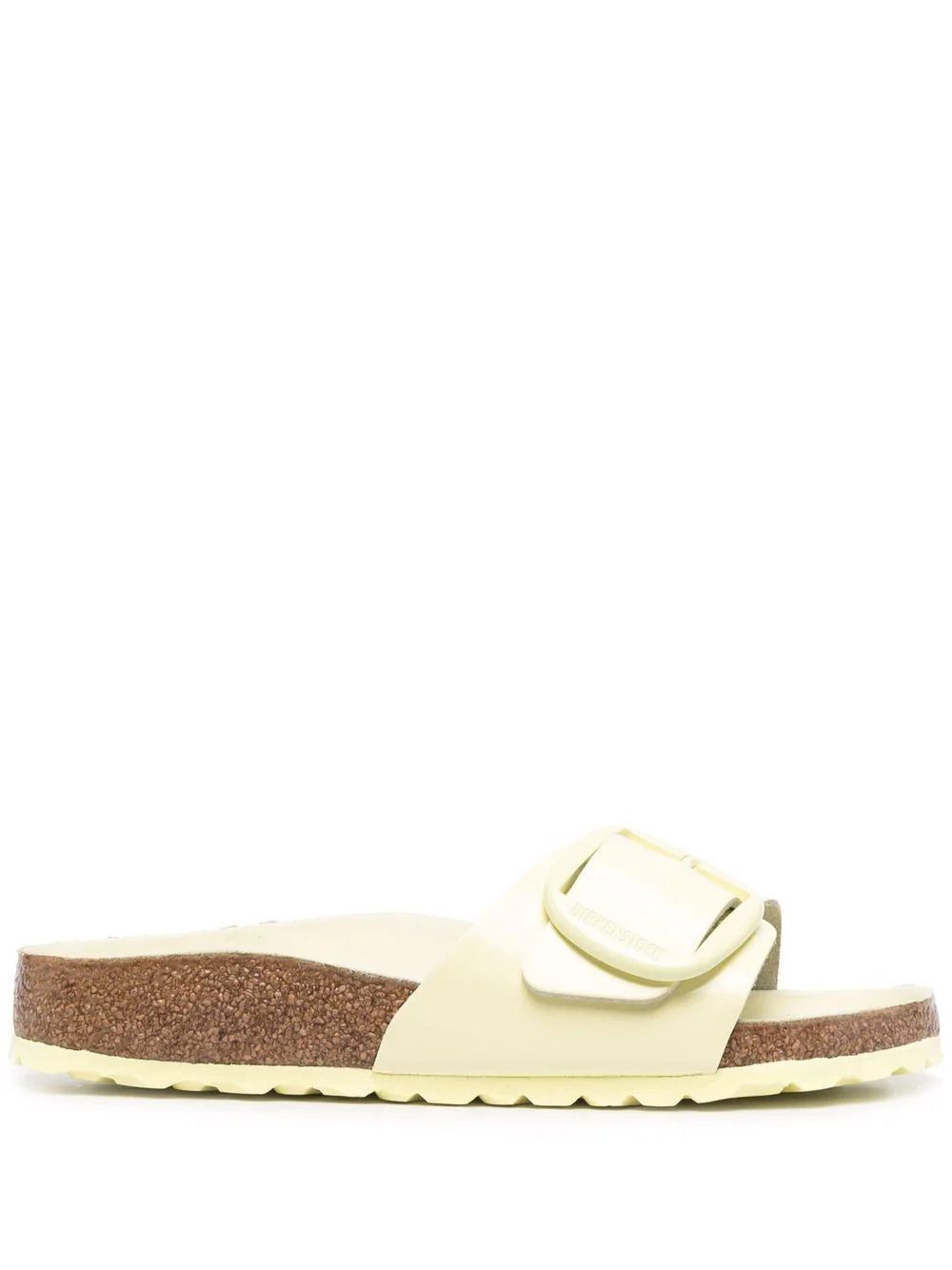 17900711_37745978_1000