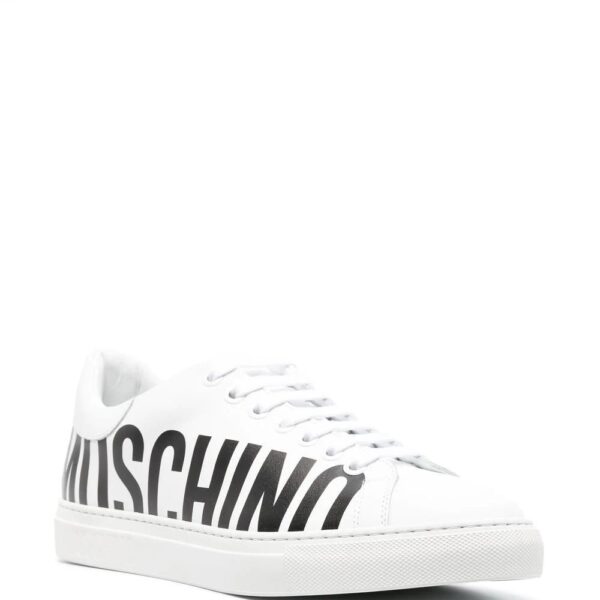 Moschino logo-print low-top sneakers