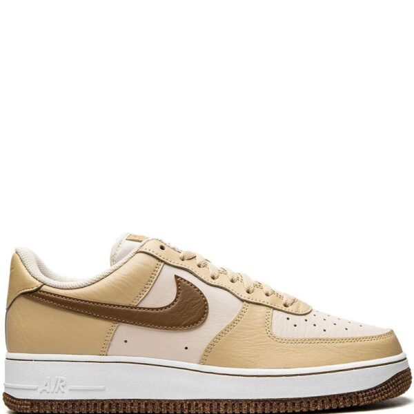 Nike  Air Force 1 Low ’07 LV8 sneakers