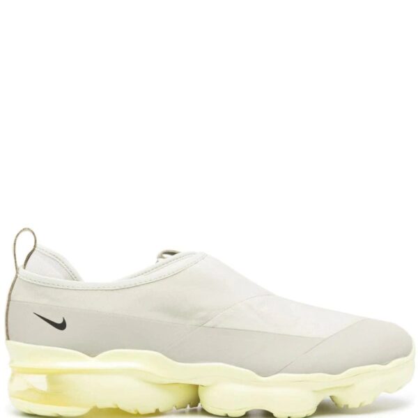 Nike  Air Vapormax Moc Roam sneakers