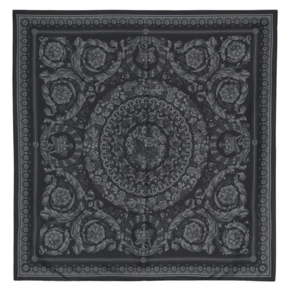 Versace  Barocco-print silk scarf